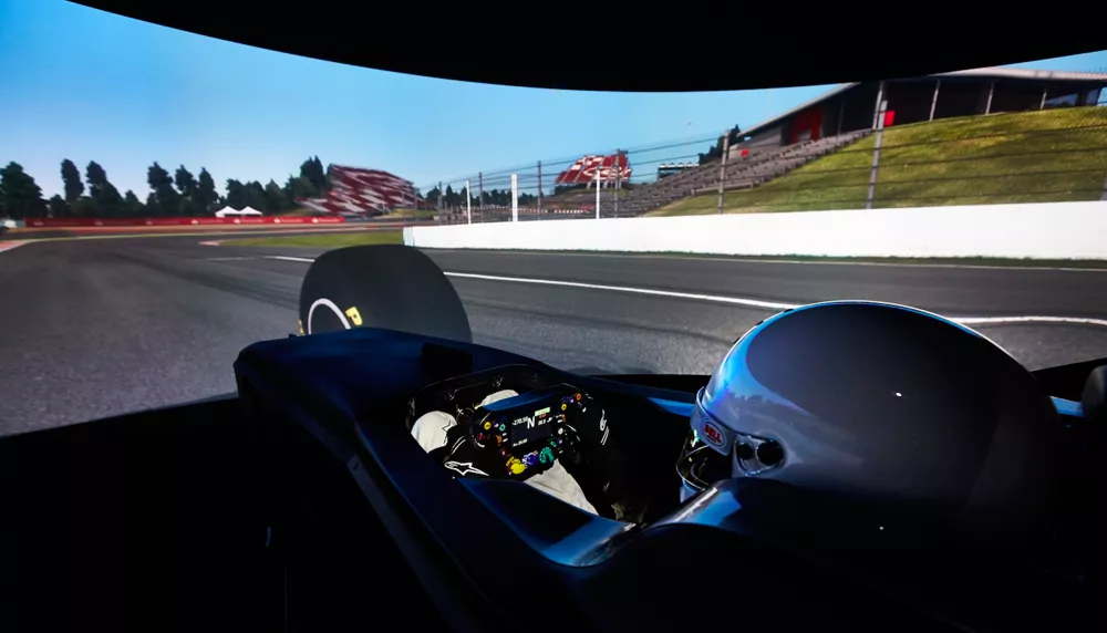 Mercedes-AMG PETRONAS Formula One Team — кейс TeamViewer